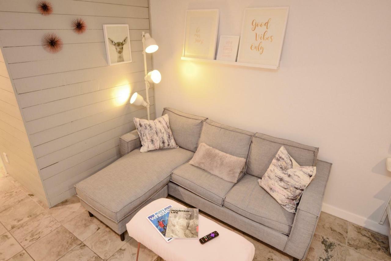 Newly Renovated Whistler Studio 외부 사진